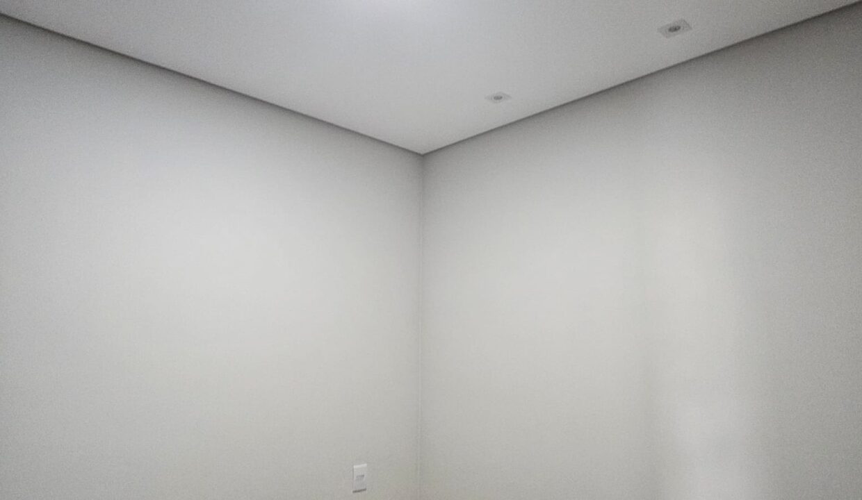 WhatsApp Image 2024-10-18 at 12.59.21 (4)