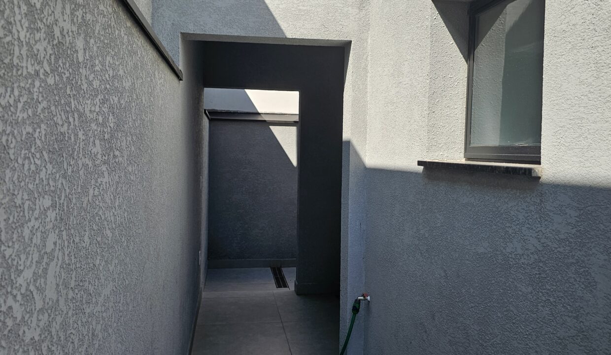 1000092519