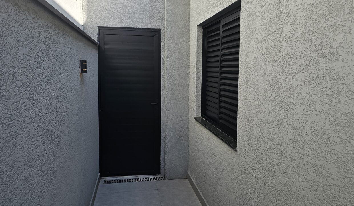 1000092526