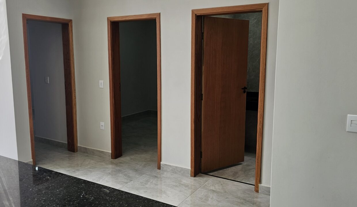 1000092533